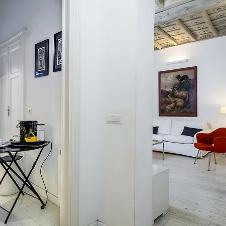 Appartement White Pantheon One Bedroom Apartment
